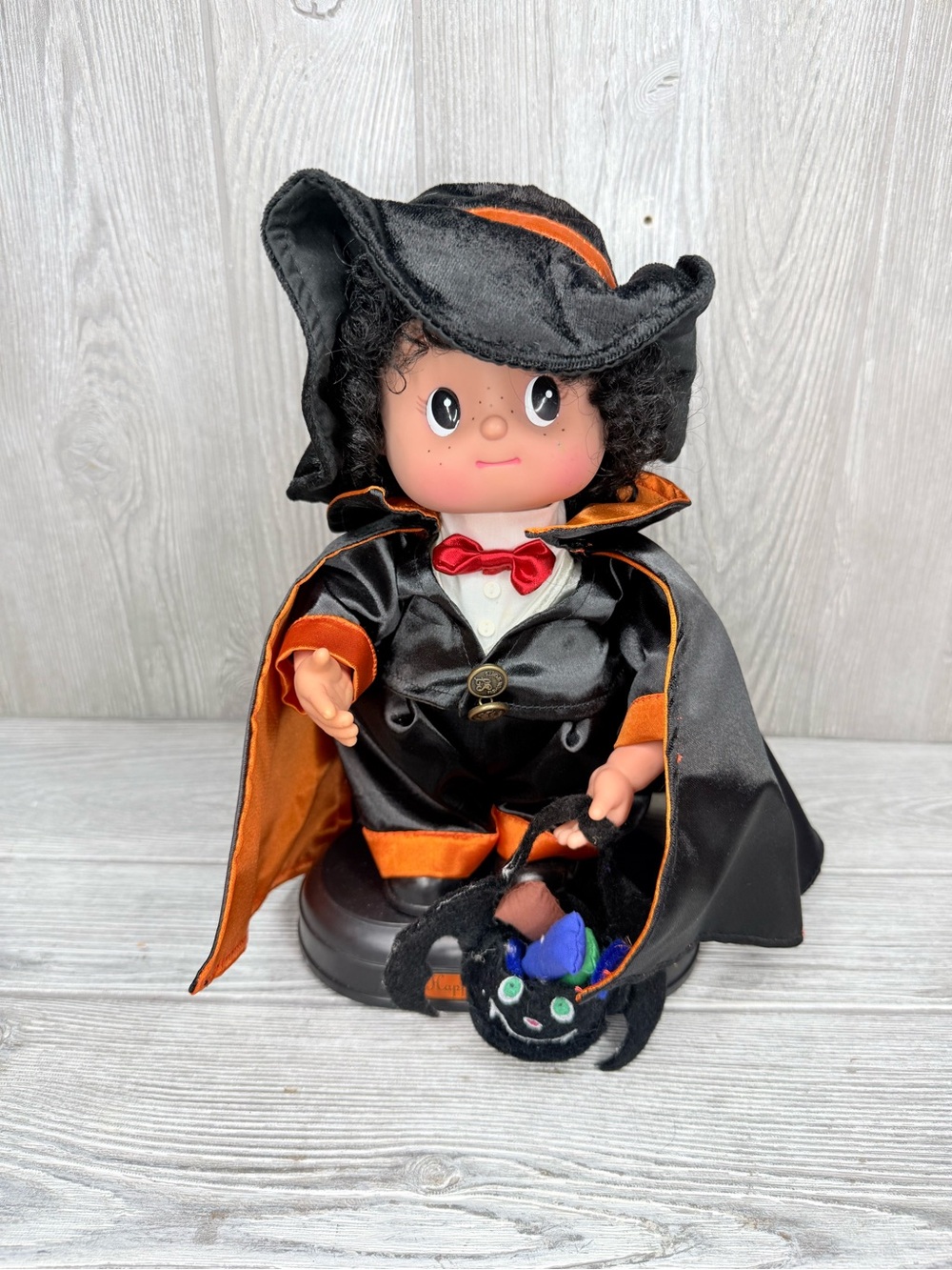 Vintage 94 Telco Small Fry Motion-ettes Halloween Display Dracula doll figurine